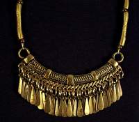 necklace, handmade, custom jewelry, bracelet, earrings, brass dangles, brass tube beads, czecg glass sead beads, fancy goldtone toggle closure